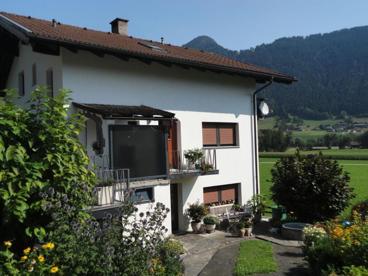 Apartment Bei Anna Schlitters Exterior foto